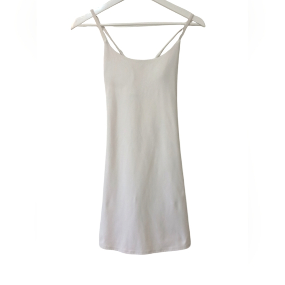 5/$25 HALARA White Softlyzero Plush Backless Active Dress - Picture 5 of 9